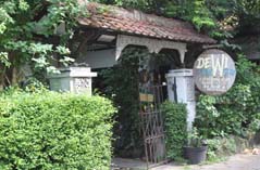 Dewi Homestay